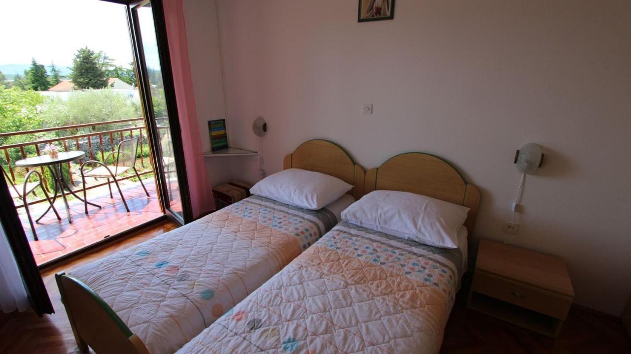 Apartments And Rooms Jelka มาลินสกา ภายนอก รูปภาพ