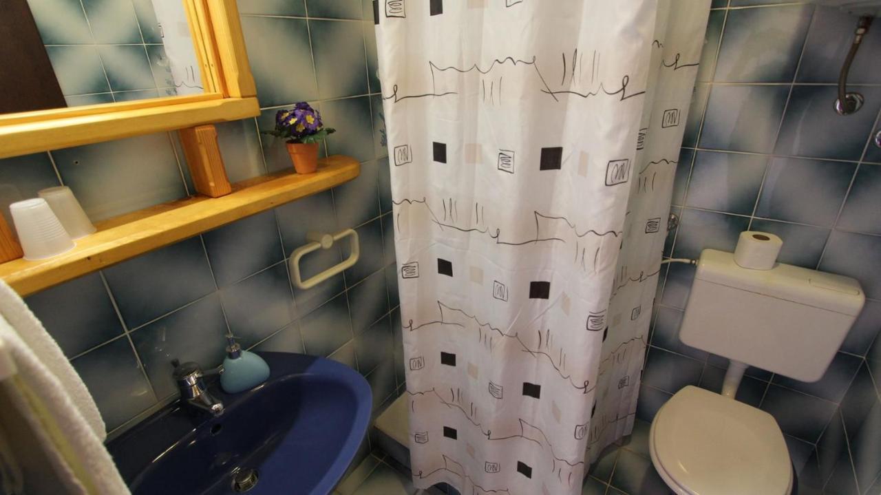 Apartments And Rooms Jelka มาลินสกา ภายนอก รูปภาพ