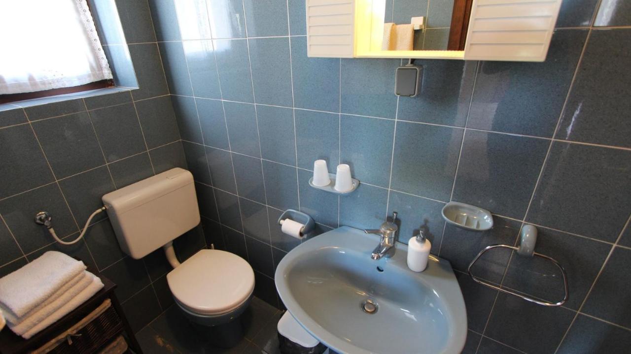 Apartments And Rooms Jelka มาลินสกา ภายนอก รูปภาพ
