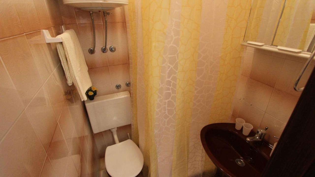 Apartments And Rooms Jelka มาลินสกา ภายนอก รูปภาพ